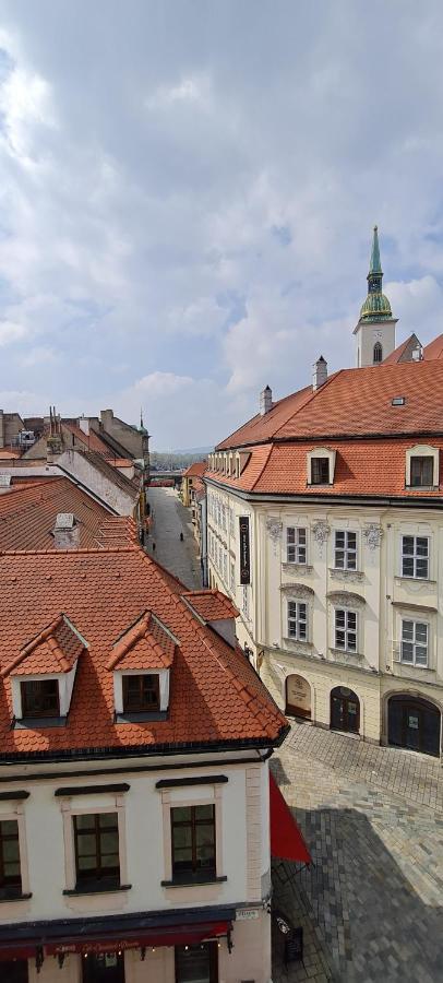 Extralarge Queen Room In The Heart Of Bratislava With Terrace Εξωτερικό φωτογραφία