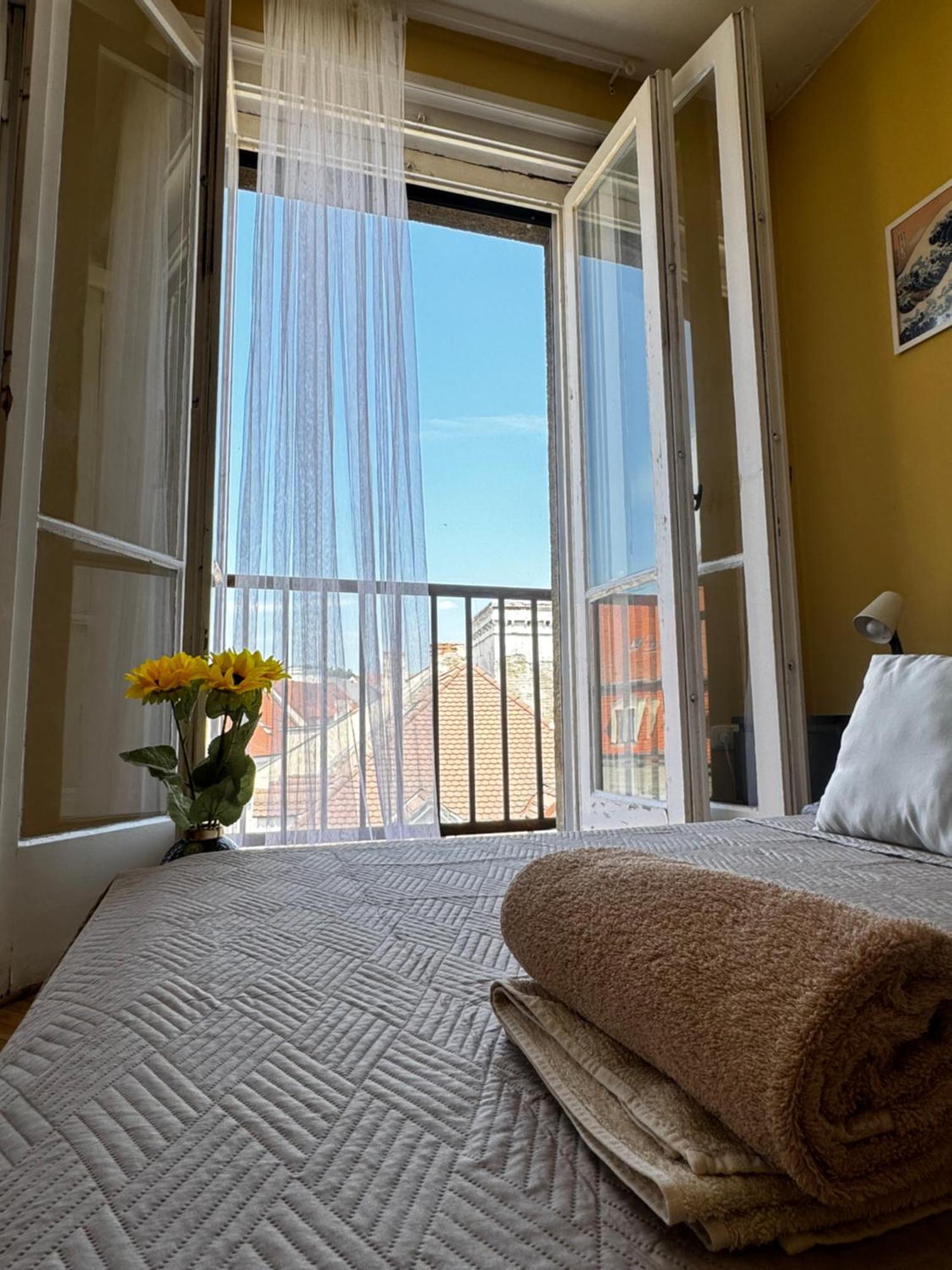 Extralarge Queen Room In The Heart Of Bratislava With Terrace Εξωτερικό φωτογραφία
