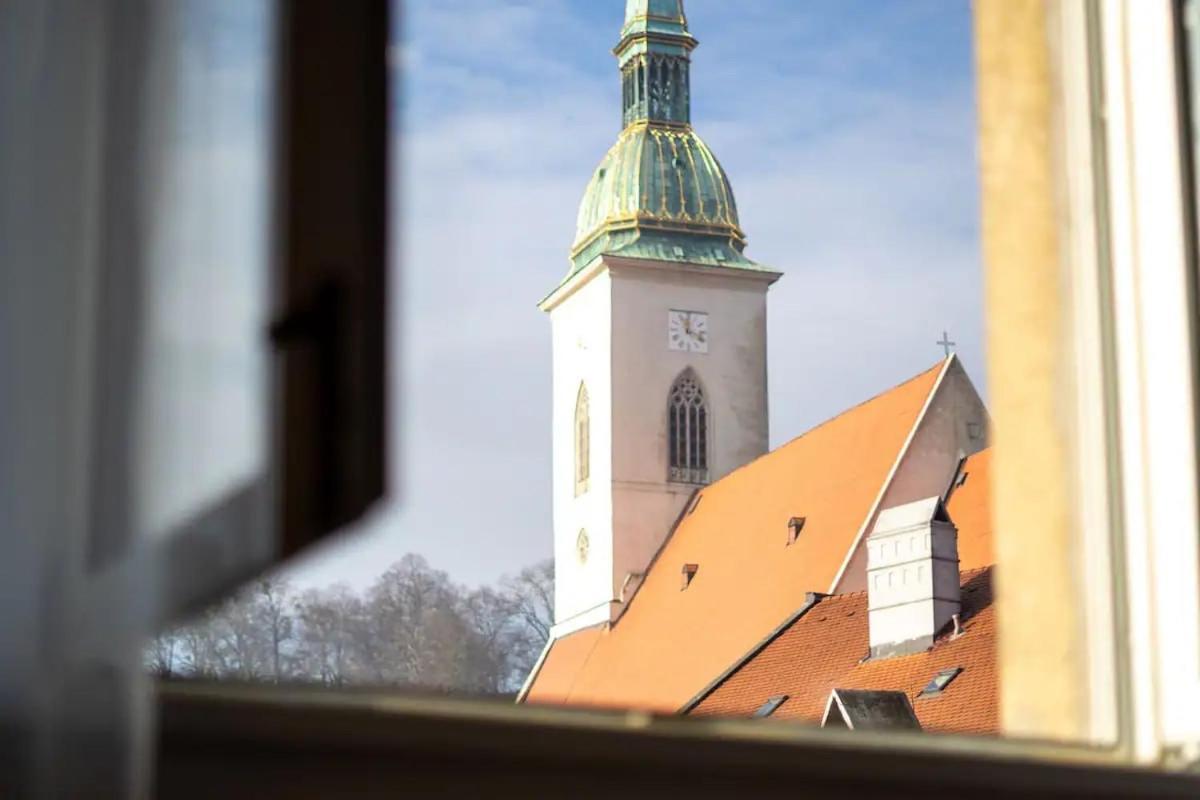 Extralarge Queen Room In The Heart Of Bratislava With Terrace Εξωτερικό φωτογραφία
