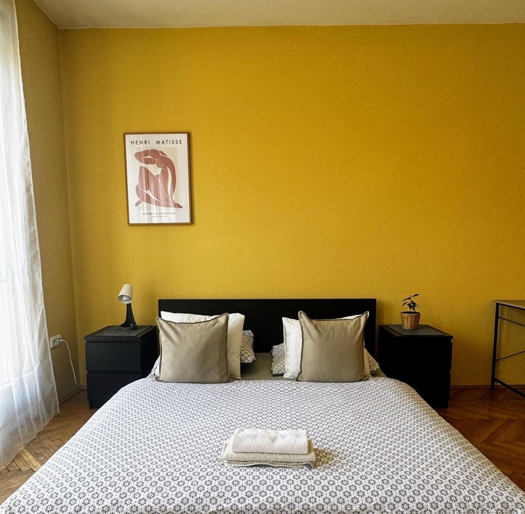 Extralarge Queen Room In The Heart Of Bratislava With Terrace Εξωτερικό φωτογραφία