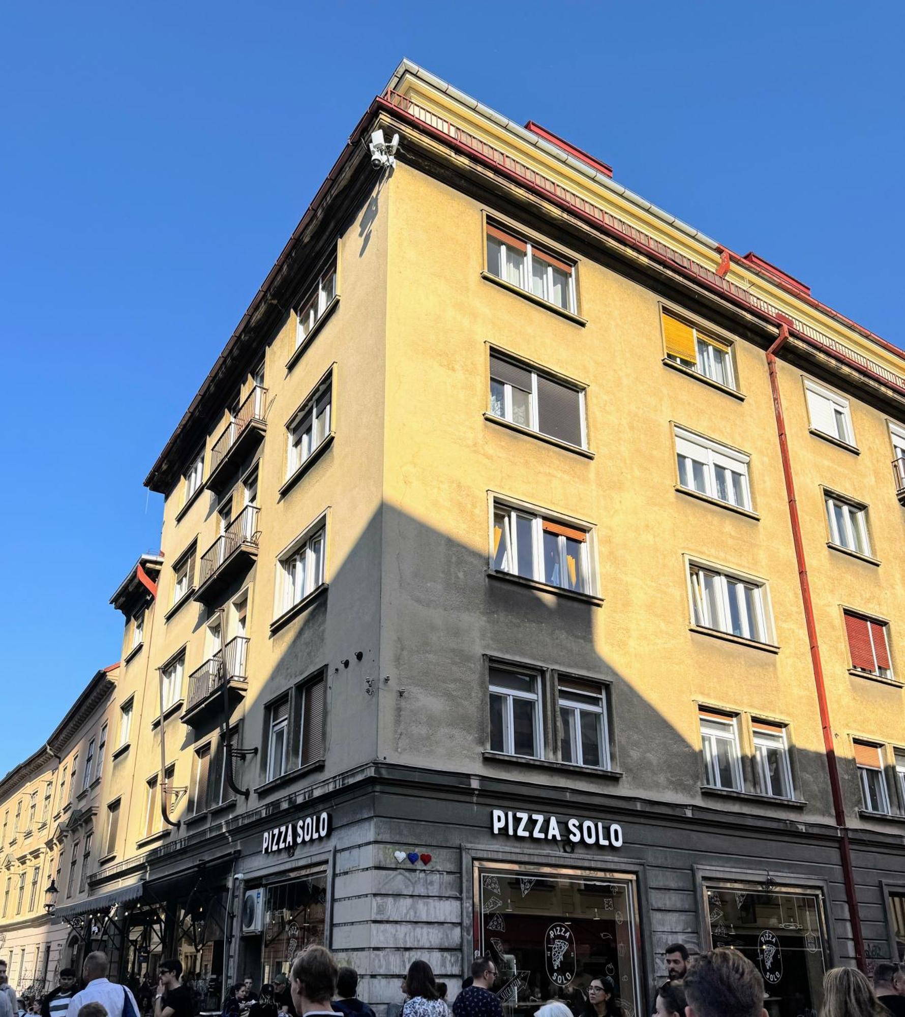 Extralarge Queen Room In The Heart Of Bratislava With Terrace Εξωτερικό φωτογραφία