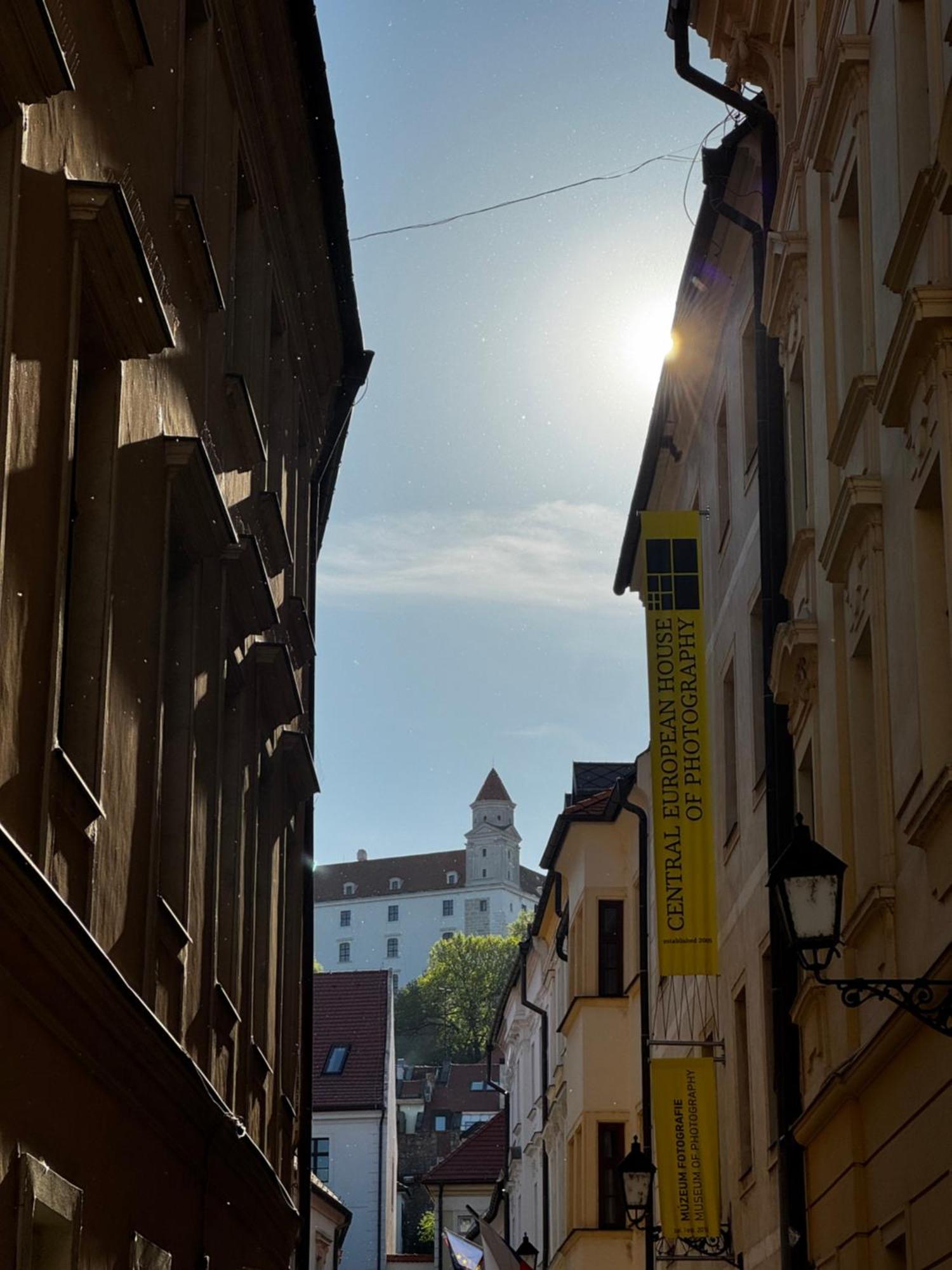 Extralarge Queen Room In The Heart Of Bratislava With Terrace Εξωτερικό φωτογραφία